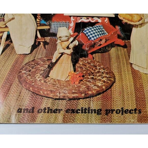 How to Make CORNHUSK DOLLS HA-13 1973 by Hazel Pearson Craft Booklet - Picture 5 of 12